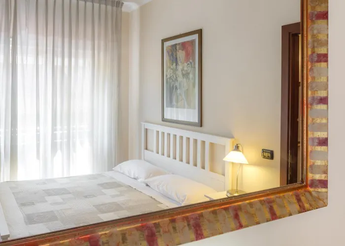 Elegant White - * Roma
